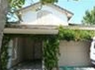 17589 River Run Rd, Salinas, CA 93908