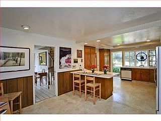 4th image of 1264 Laurel Hill Dr
