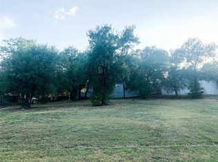 848 Newport Rd, Fort Worth, TX 76120