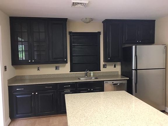 Silestone counters!