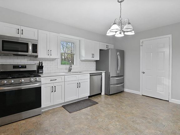5th image of 7716 Jennings St