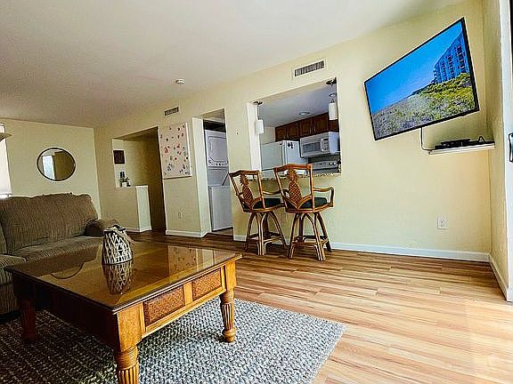 5th image of 42 S Forest Beach Dr APT 3043