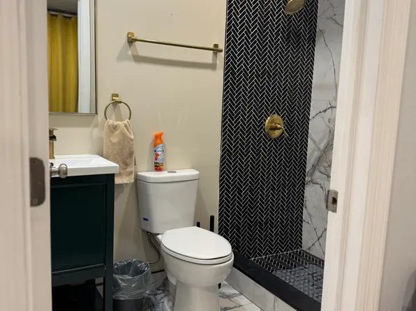 812 Ocean Avenue image 29 of 47