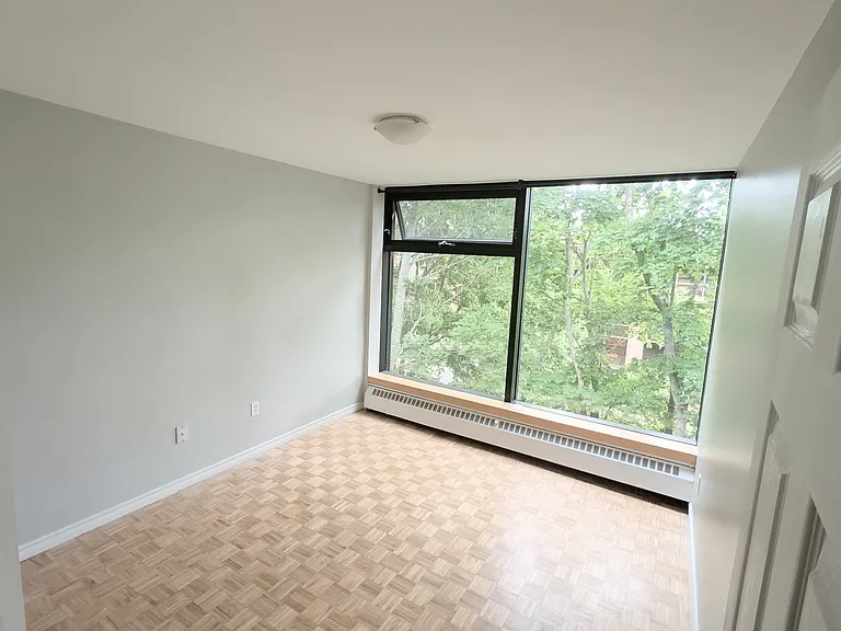 1545 Oxford St #46 — Photo 15