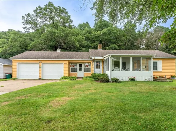 5380 North Shore Drive, Eau Claire, WI 54703