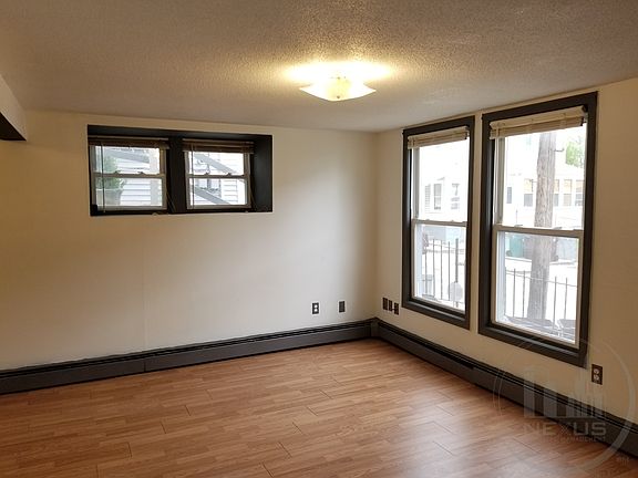 20230425_130204_04262023