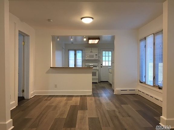 5th image of 49 Oakland Ave