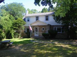 91 Waverley Rd, North Andover, MA 01845