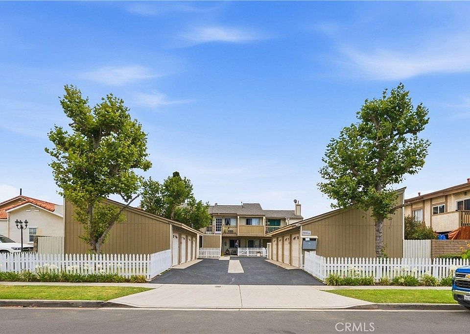 1st image of 12582 Adelle St