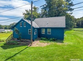 36 Farnham Rd, Morris, CT 06763