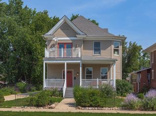 703 W Wood St, Bloomington, IL 61701