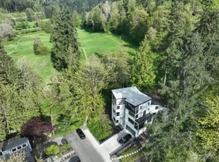 8641 NE 169th St, Kenmore, WA 98028