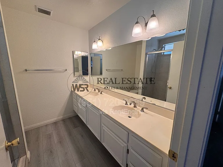 16221 Jackson Dr — Photo 14