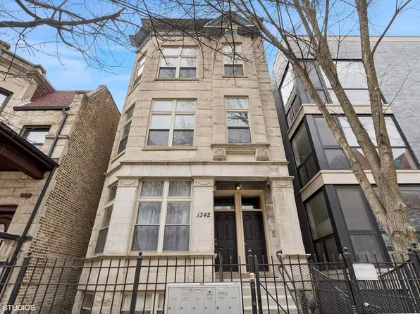 1342 N Claremont Ave APT 2F, Chicago, IL 60622