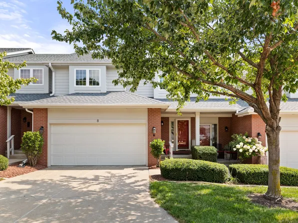 5925 Ep True Pkwy Unit 8, West Des Moines, IA 50266