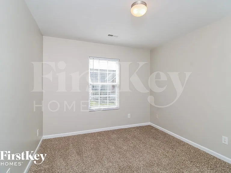 169 Silver Creek Trl — Photo 10