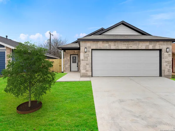 9314 Points Edge, San Antonio, TX 78250