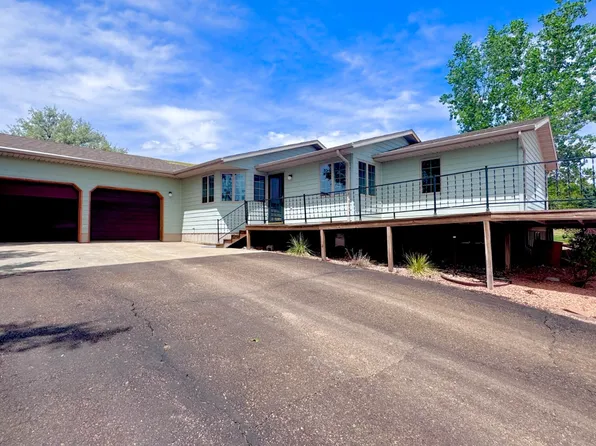 201 Fargo Blvd, Rhame, ND 58651