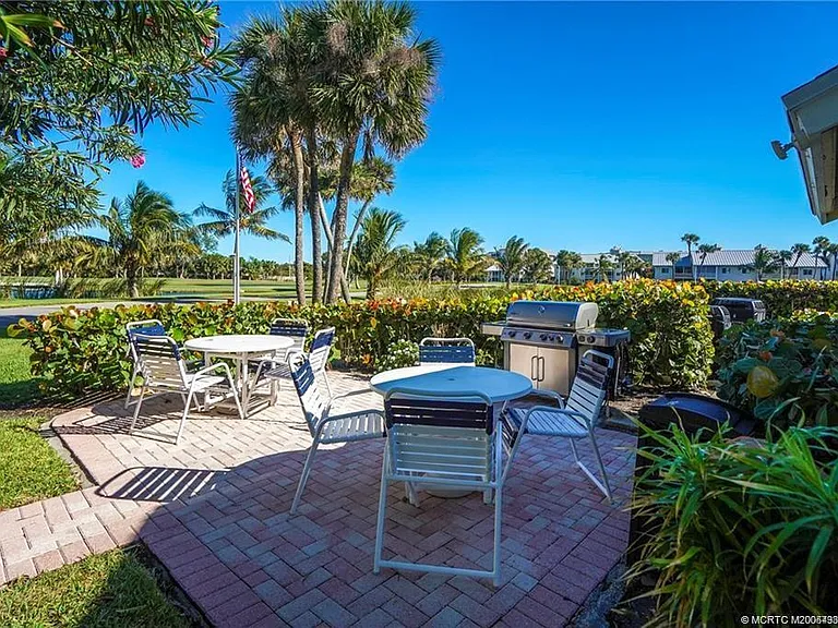 5602 NE Gulfstream Way — Photo 39