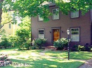 21 W End Ave, Old Greenwich, CT 06870