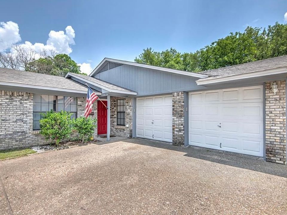 1st image of 1403 W Avenue D #B
