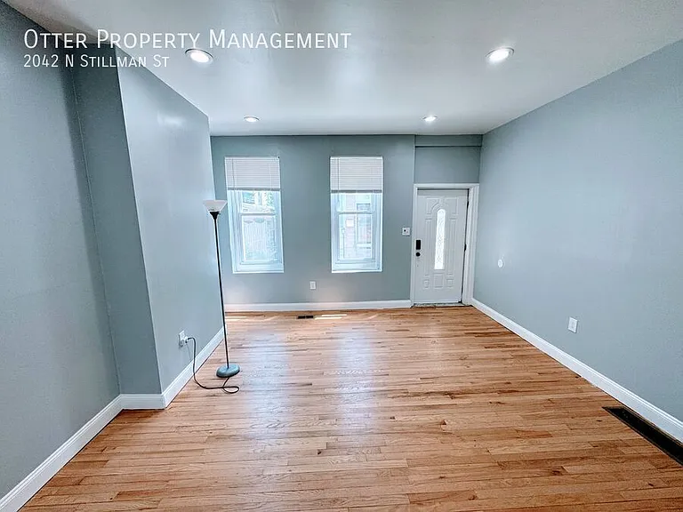 2042 N Stillman St — Photo 9