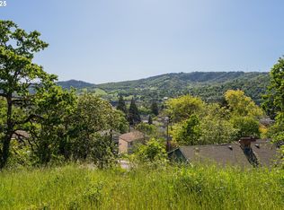 1294 SE Kane St, Roseburg, OR 97470