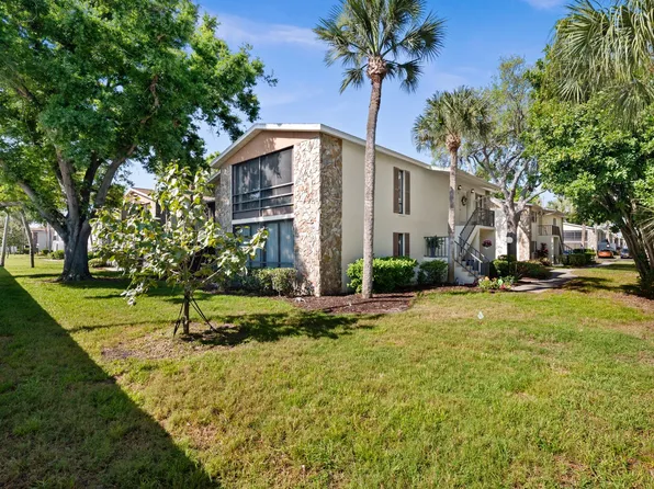 5400 34th St W, Bradenton, FL