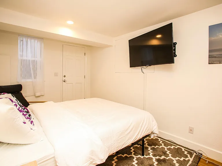 1218 Kenilworth Rd #B — Photo 7