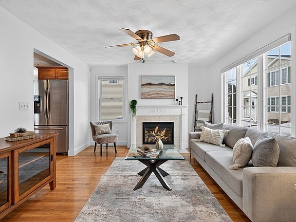 2nd image of 12-12D Chester Rd