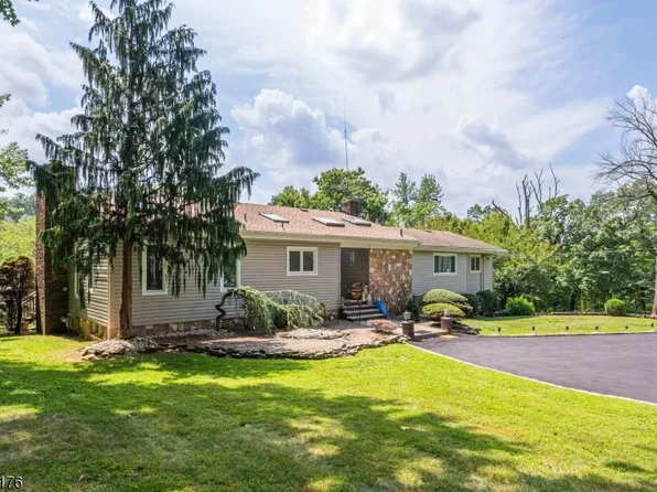 220 Horseshoe Rd, Berkeley Heights Twp., NJ 07922