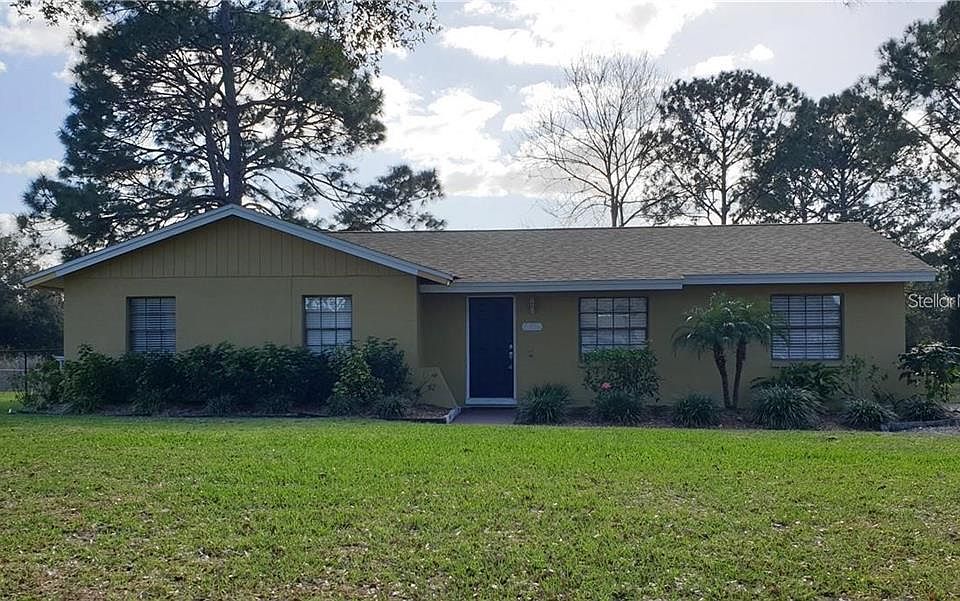 1st image of 31520 Hunt Club Ln