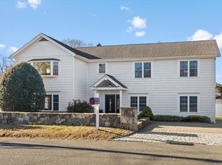 6 Lyon Ave, Greenwich, CT 06830