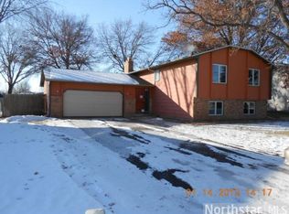 12074 Unity St NW, Coon Rapids, MN 55448