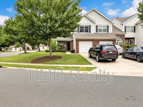 10350 Stineway Ct, Pineville, NC 28134