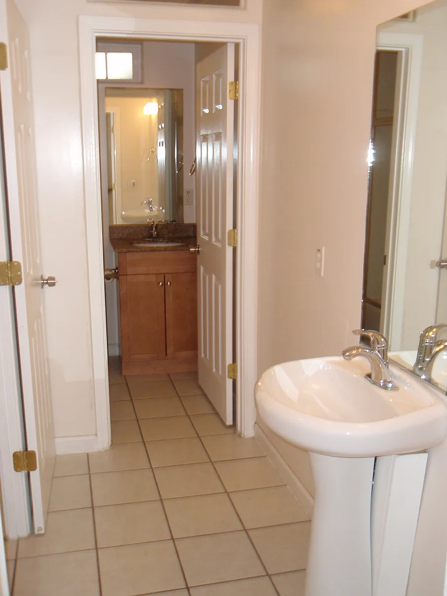 Building Photo - 2239 Haste St #2239