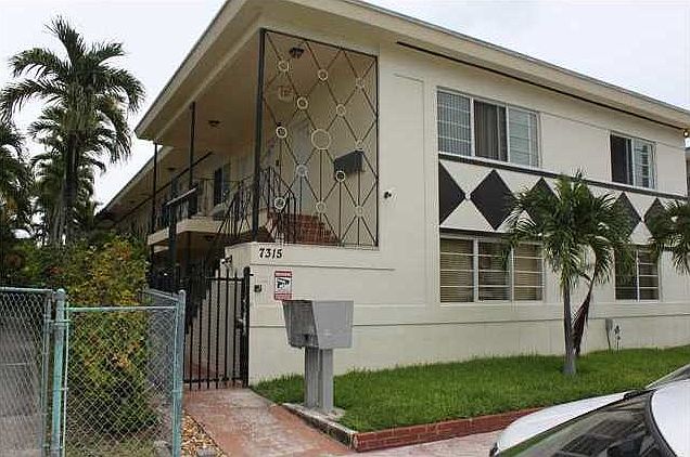 1st image of 7315 Byron Ave APT 14
