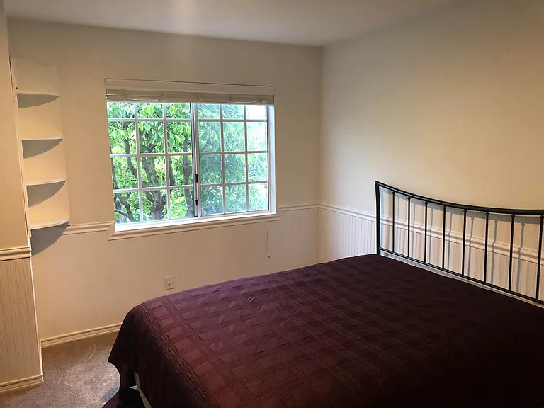 4692 Carpinteria Ave — Photo 10