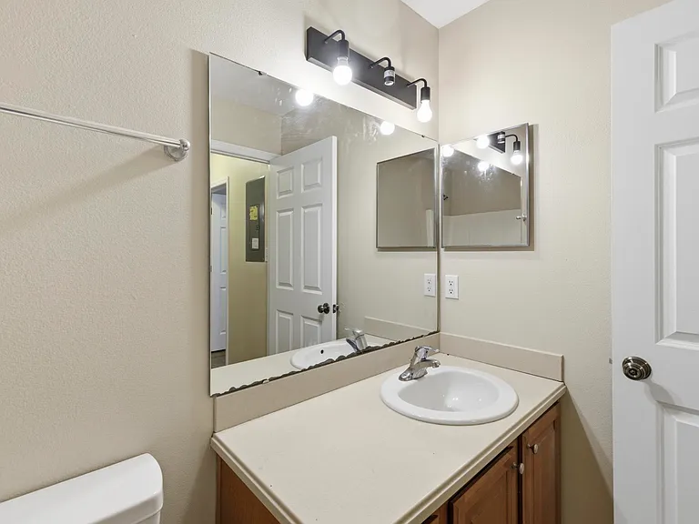 1611 Quazar Rd — Photo 25