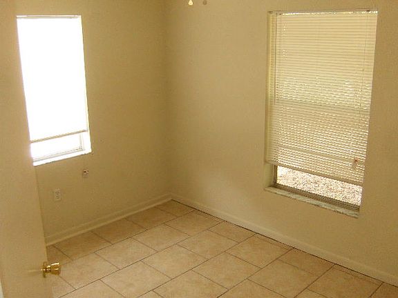 5th image of 1505 Pine Ave