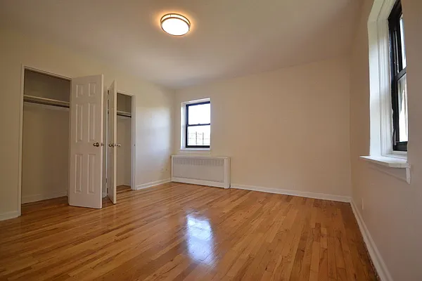 Rented by Silverstein Collection LLC  | media 5