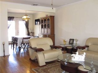 1685 N Jerusalem Rd, East Meadow, NY 11554