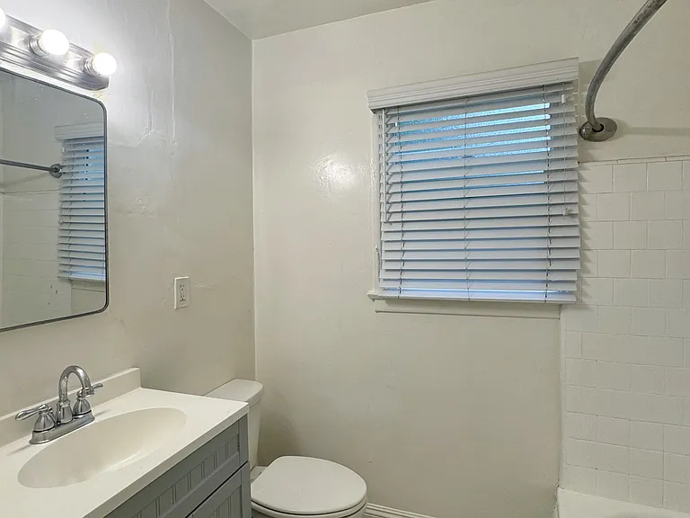 865 S Marengo Ave #15 — Photo 11