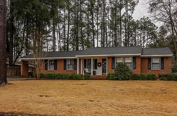 3rd image of 2912 Mayfair Road