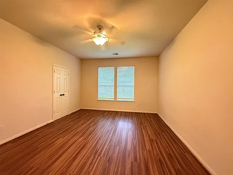 7323 Boerne Creek Dr — Photo 17
