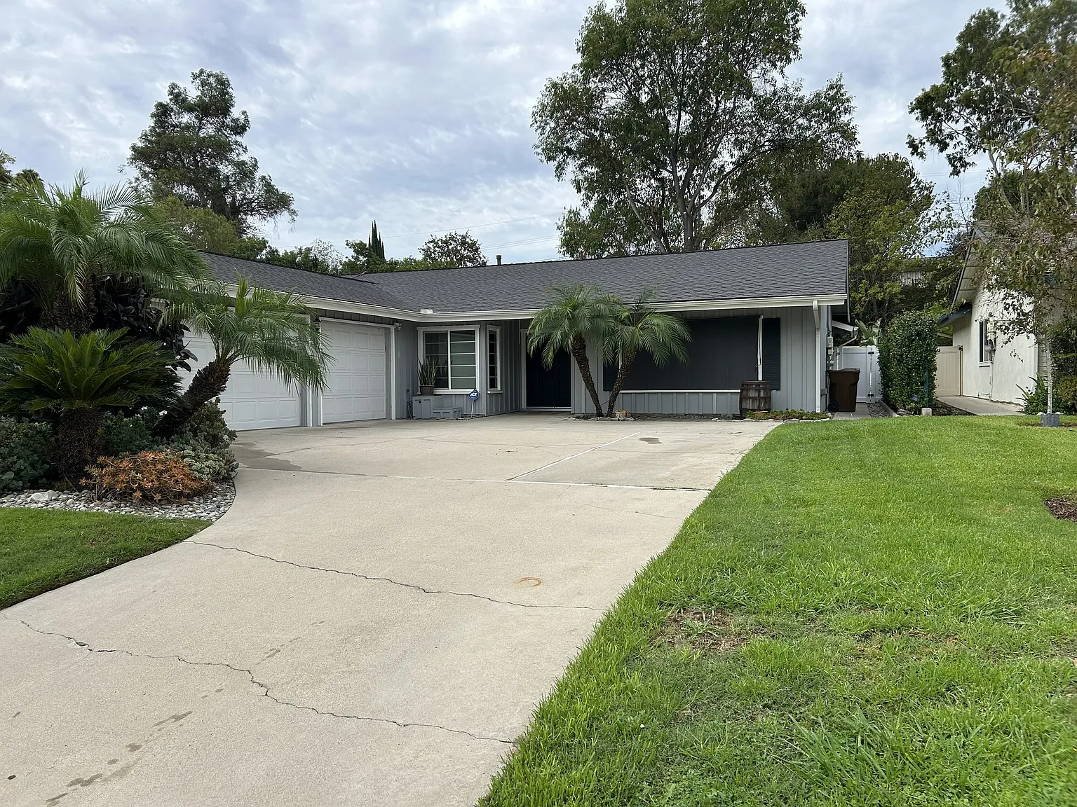 3 bed, 1796 sqft, $6,000 — Photo 2