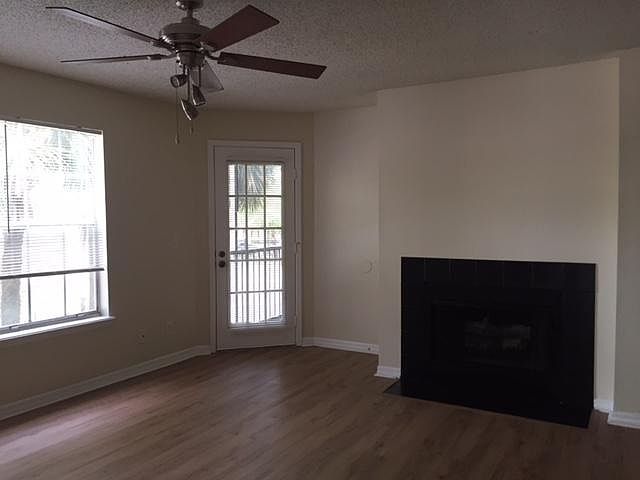 1st image of 6010 Westgate Dr APT 201