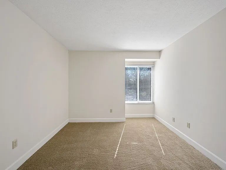 Harpers Point Apartments* — Photo 80