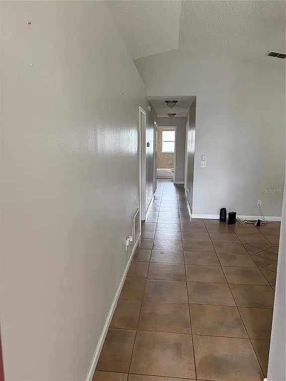 3 bed, 2.0 bath, 1158 sqft, $2,800 — Photo 2