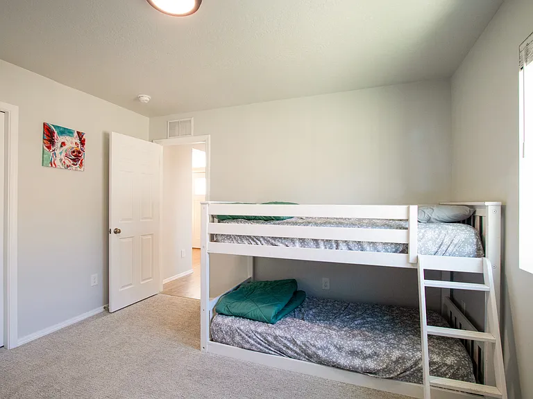 406 Hildago Way — Photo 39